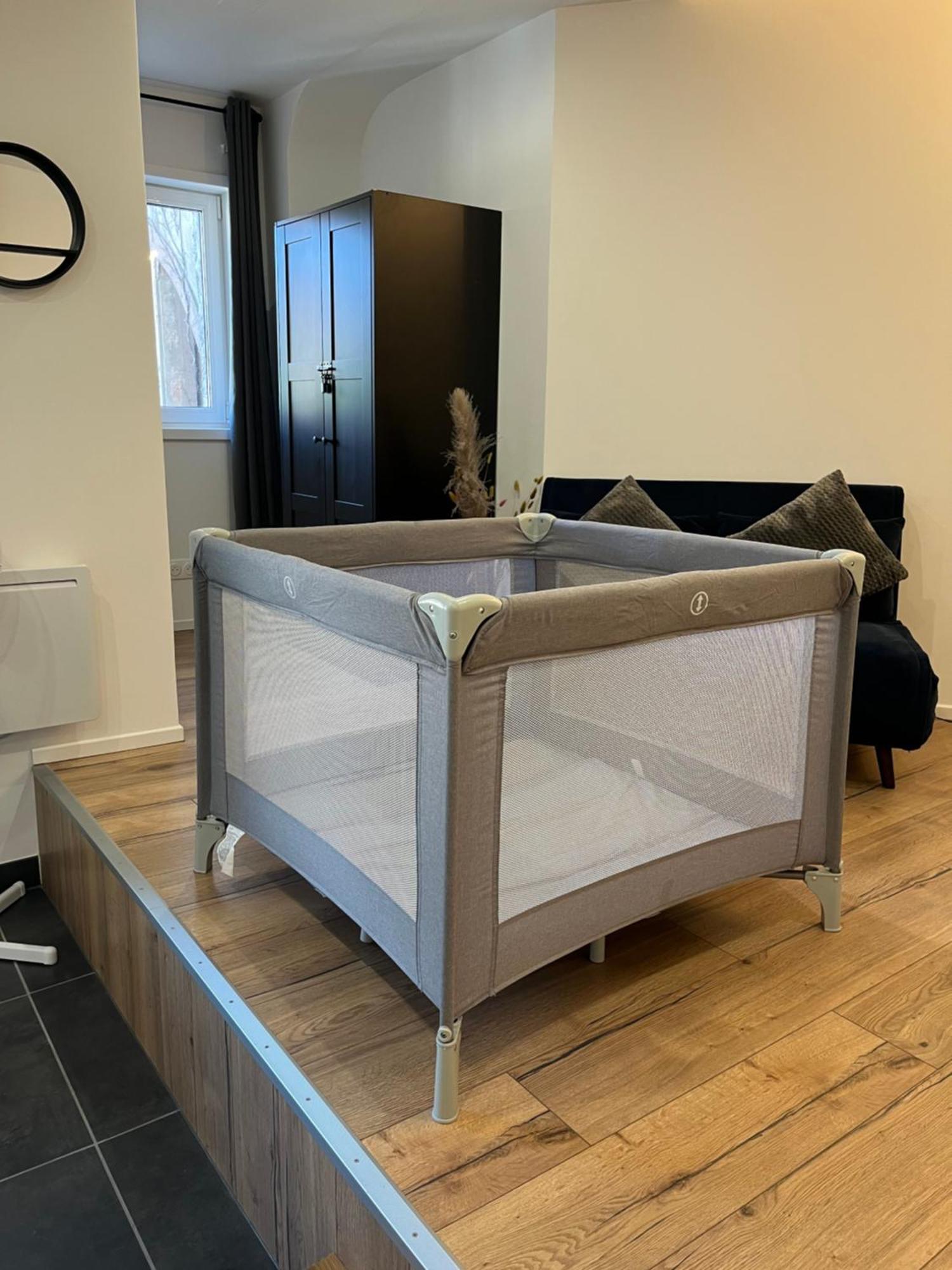 6 Personnes Proche Centre & Parking Apartment